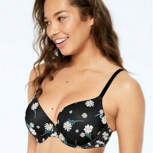 PINK wear everywhere push-up bra